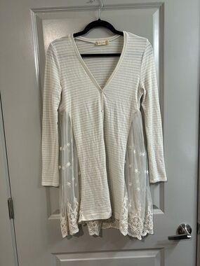 Altar'd State Cream V-Neck Cardigan with Lace Panels